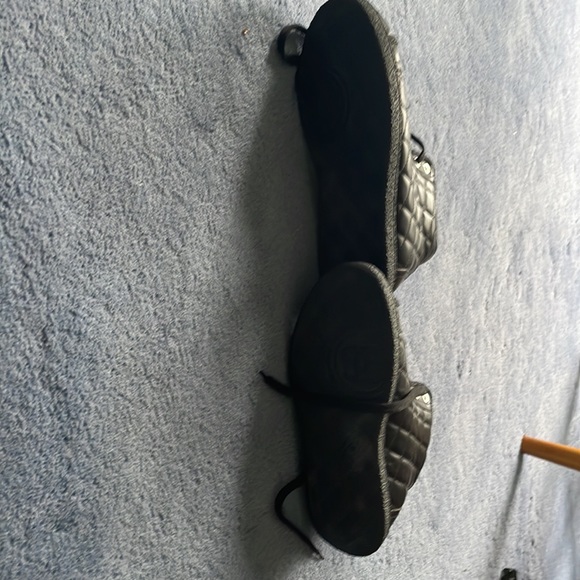 Chanel women shoes , size 6 women’s. Black - Picture 5 of 6